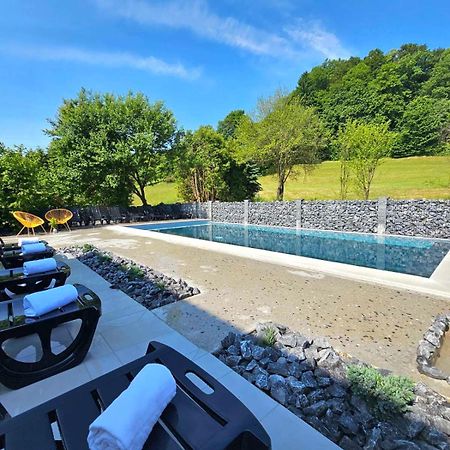 Vila Lisjak - Apartments Podcetrtek Bagian luar foto